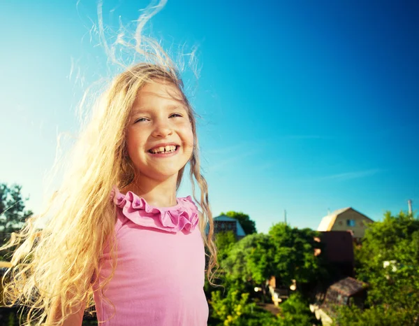 Lachen meisje — Stockfoto