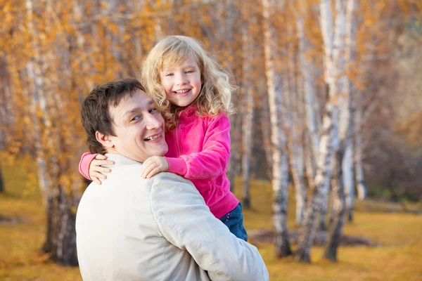 Padre giocare con figlia — Foto Stock