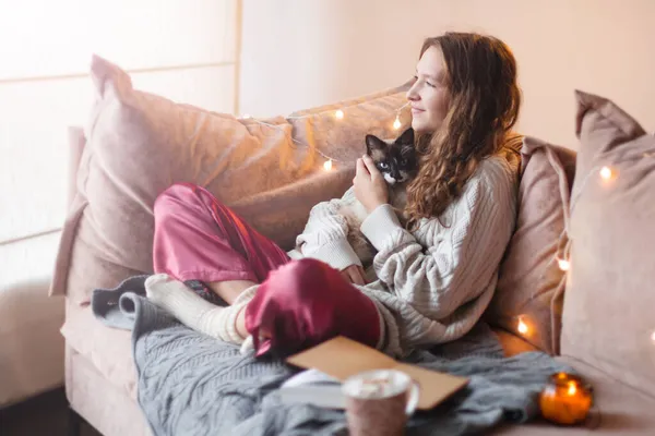 Mañana Ocio Navidad Invierno Los Conceptos Gente Joven Feliz Con — Foto de Stock