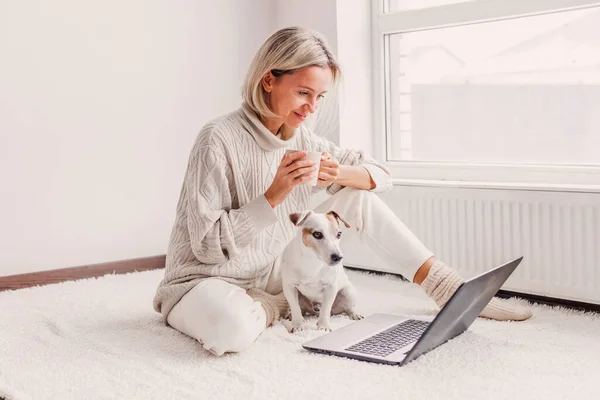 Relaxed Middle Aged Woman Working Laptop Her Home Adult Female — Stock Photo, Image