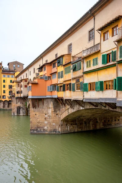 ヴェッキオ橋。フィレンツェ、イタリア — ストック写真