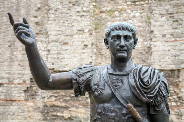 Trajan 的雕像。英国，伦敦 — 图库照片