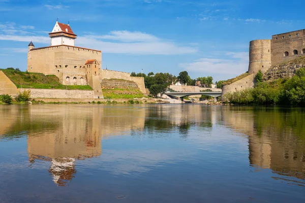 Ποταμό Νάρβα. Εσθονικά-Ρωσικά σύνορα, Ευρώπη — Φωτογραφία Αρχείου