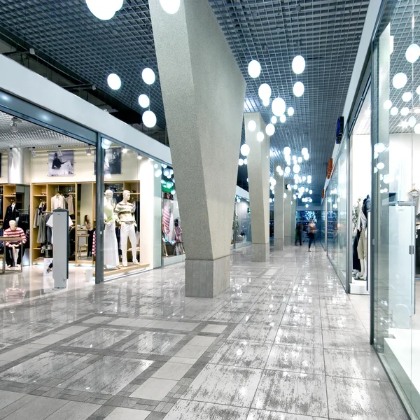 Interieur van een winkelcentrum — Stockfoto