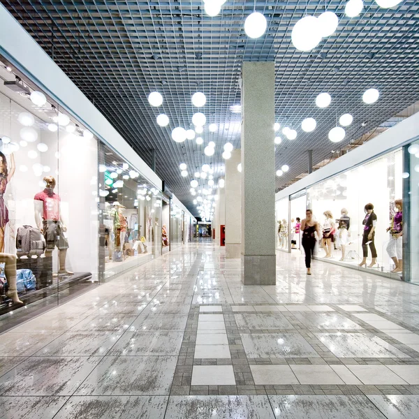 Interieur van een winkelcentrum — Stockfoto