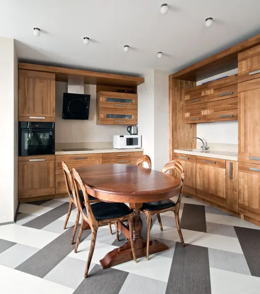 Interior de uma nova cozinha moderna — Fotografia de Stock