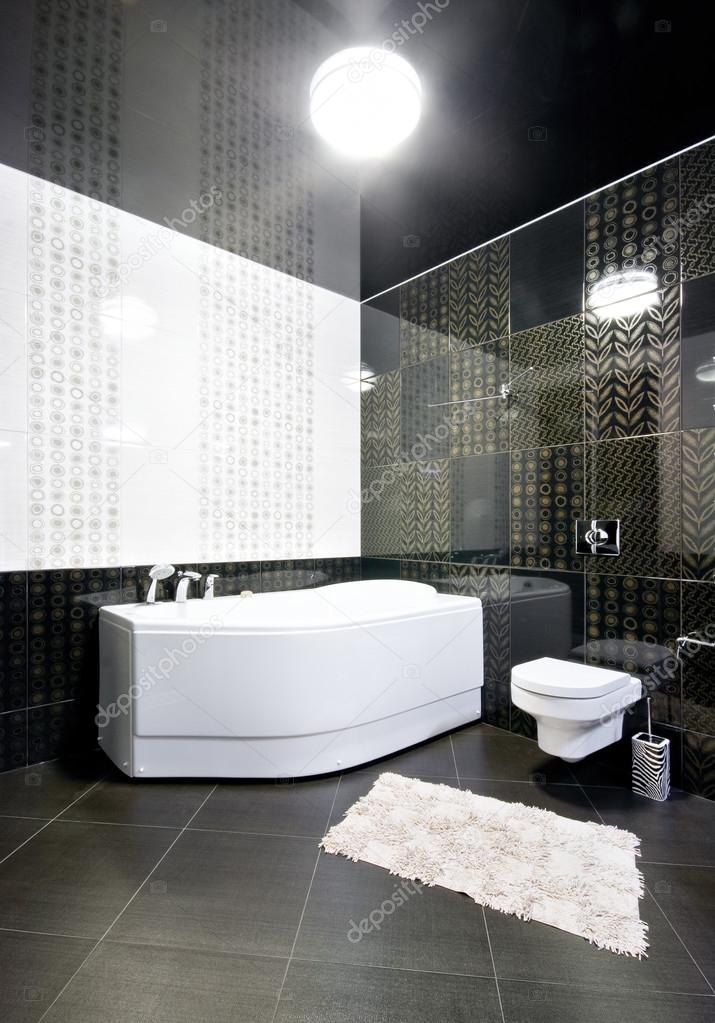 nuevo interior del cuarto de baño blanco y negro — Fotos de Stock ... nuevo interior del cuarto de baño blanco y negro — Fotos de Stock ...