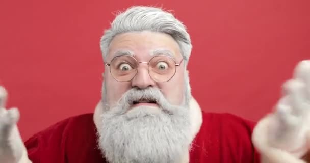 Emociones negativas de enojado loco loco gritando Santa Claus jurando a niño travieso que no recibirá regalo de vacaciones por comportarse mal todo el año. — Vídeos de Stock