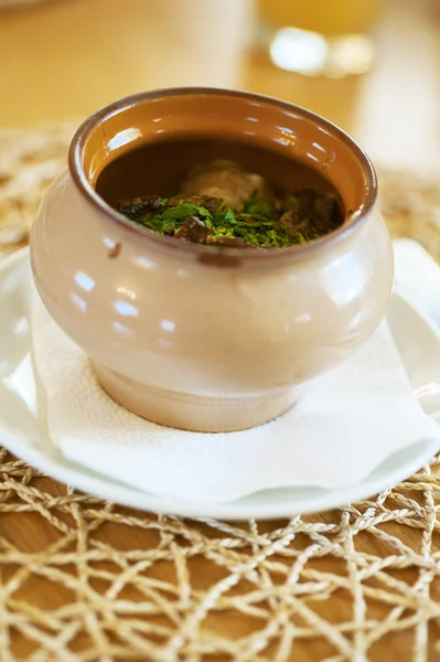 Roast in a clay pot — Stock Photo, Image