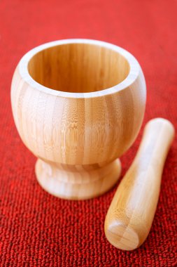 Tahta havan ve tokmak.