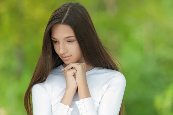 Bela adolescente menina — Fotografia de Stock