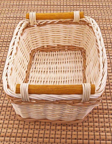 Wicker basket — Stock Photo, Image