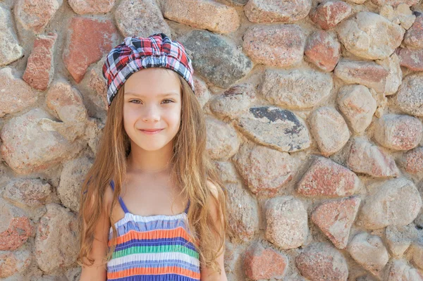 Little girl in hat — Stock Photo, Image