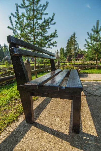 木製のベンチ — ストック写真