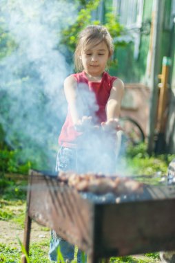 genç kız trenler kebap