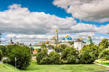 piously troitsk-defne