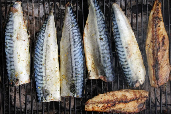 Mackarel en la barbacoa — Foto de Stock