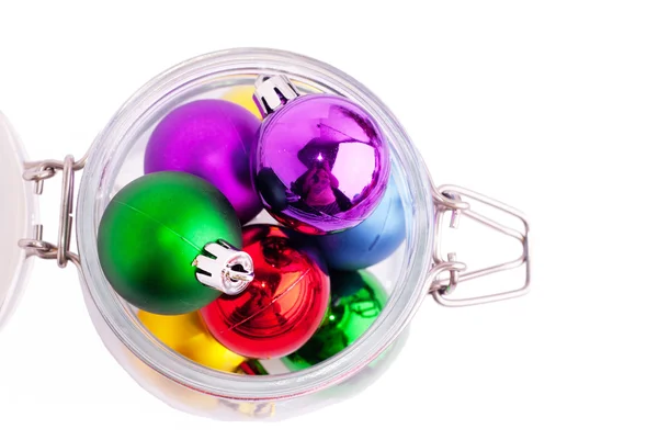 Año Nuevo bola de decoración de color brillante en vidrio puede —  Fotos de Stock