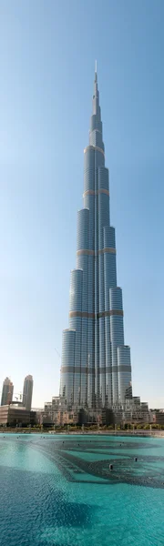 Burj Khalifa - the world's tallest tower at Downtown Burj Dubai — Stock Photo, Image