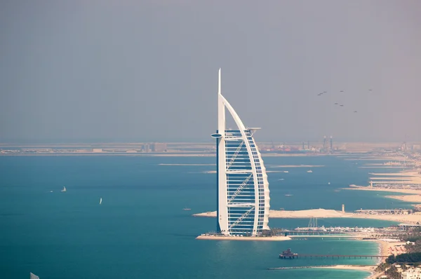 View on Burj Al Arab in Dubai, United Arab Emirates — Stock Photo, Image