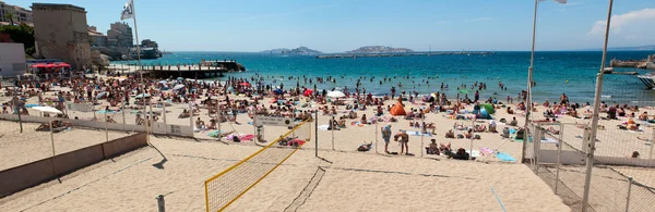 View on public beach, Marseille, France — Stock Photo, Image