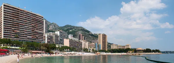 Public sandy beach and coastline in Monaco — Stock Photo, Image