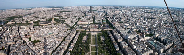 Letecký pohled na champ de mars a ecole militaire z Eiffelovy věže — Stock fotografie