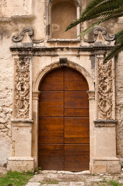 Exterior da igreja de São João em Siracusa — Fotografia de Stock