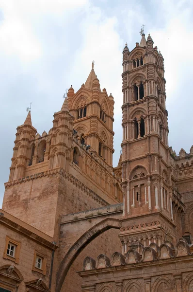Main cathedral in Palermo - Cattedrale di Vergine Assunta — Stock Photo, Image
