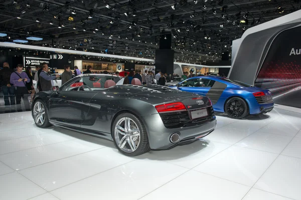 Audi r8 spyder světová premiéra — Stock fotografie