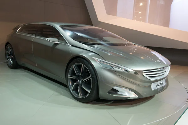 Coche de concepto Peugeot hx1 —  Fotos de Stock