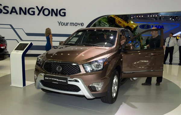 SsangYong actyon sportowe — Zdjęcie stockowe