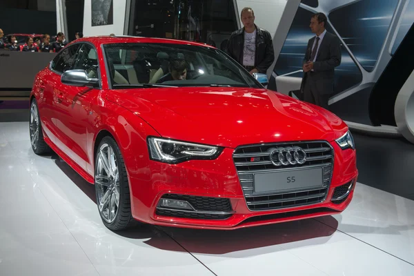 Audi S5