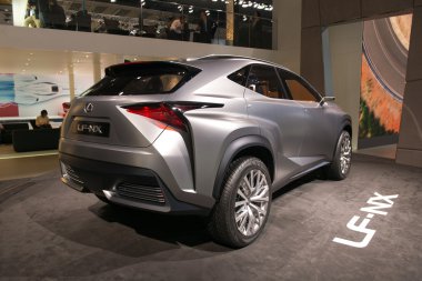 Lexus lf-nx konsept otomobil