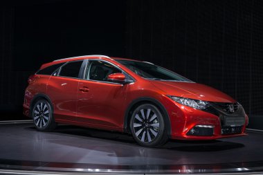 Honda civic tourer dünya prömiyeri