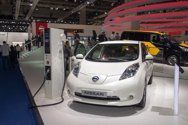 Nissan leaf elektrické auto — Stock fotografie