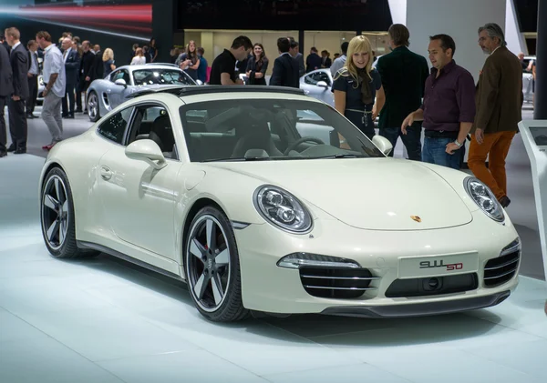 Porsche 911 carrera 50'nci yıldönümü