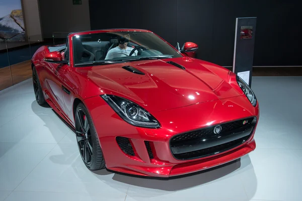 Jaguar F-type S – stockfoto