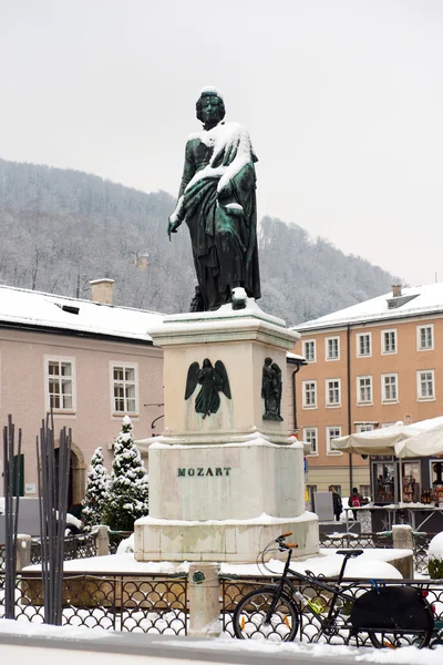Mozart statue — Stock Photo, Image
