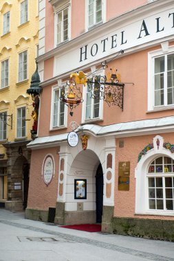 Hotel alstatd getreidegasse sokak üzerinde