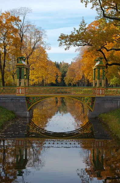 Chinese bridge — Stock Photo, Image