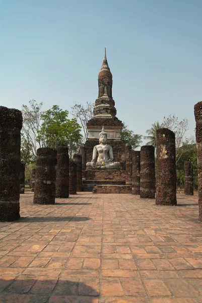 Руины буддийского храма — стоковое фото