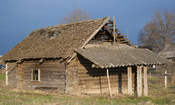 Abandon timbered house — Stock Photo, Image