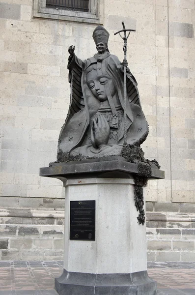 约翰 · 保罗二世的雕像 — 图库照片