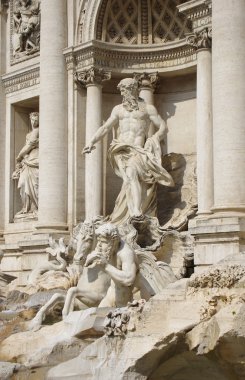 Trevi Çeşmesi