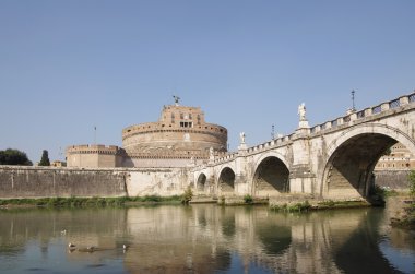 Saint melek Kalesi
