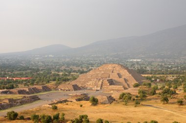 teotihuacan piramitleri