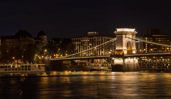 Budapest Hongarije Oktober 2019 Uitzicht Kettingbrug Donau Het Historische Centrum — Stockfoto
