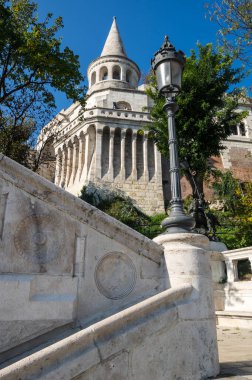 Balıkçı Kalesi, Macaristan 'ın başkenti Budapeşte' nin en tanınmış eserlerinden biridir.