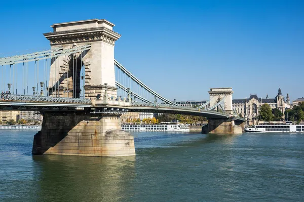 View Chain Bridge Danube River Historical Center Budapest Capital Hungary — Stock Photo, Image